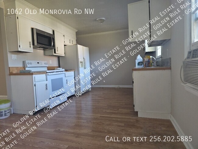 Building Photo - 1062 Old Monrovia Rd NW