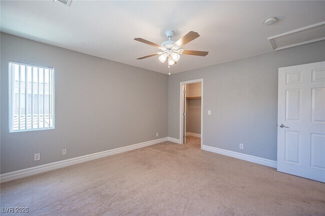 Building Photo - 211 Wicked Wedge Way