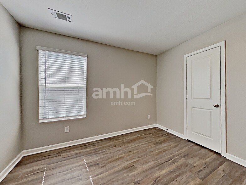 Building Photo - 3405 Ridge HillPkwy
