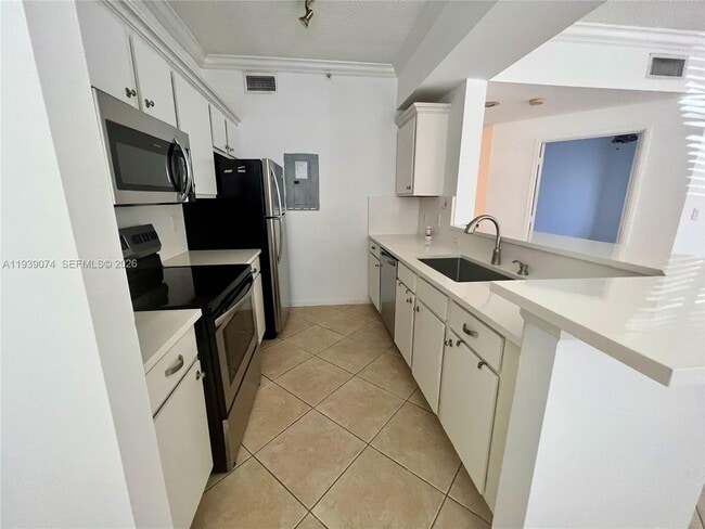 Building Photo - 1000 Scotia Dr