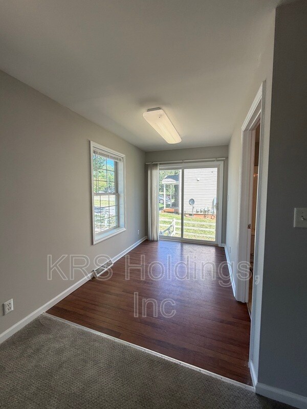 Building Photo - 1229 Wood Rd
