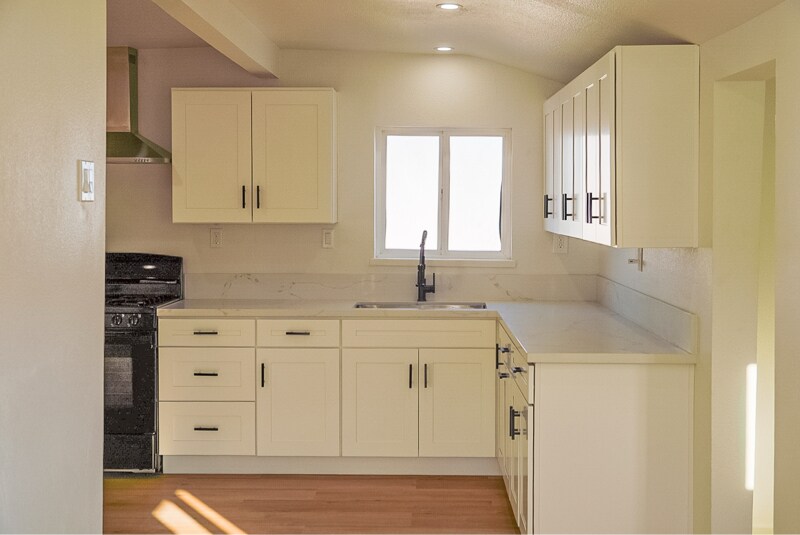 Building Photo - 3053 Valle Ave