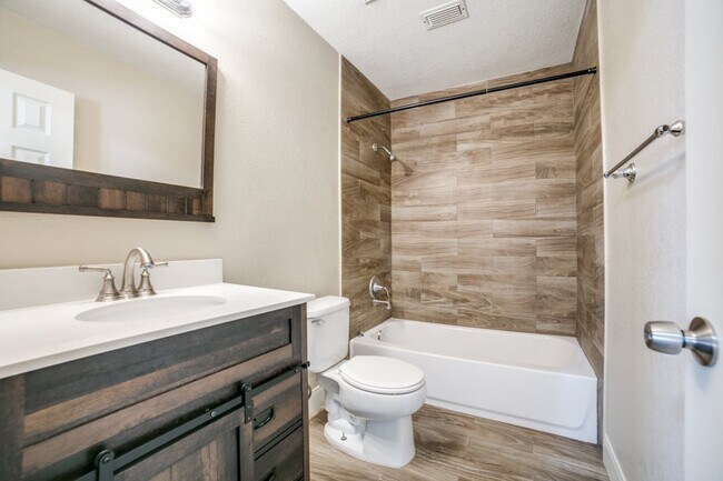 Building Photo - 7739 Alverstone Way