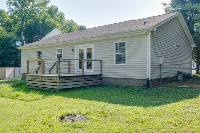 Building Photo - 103 Hunterwood Ct