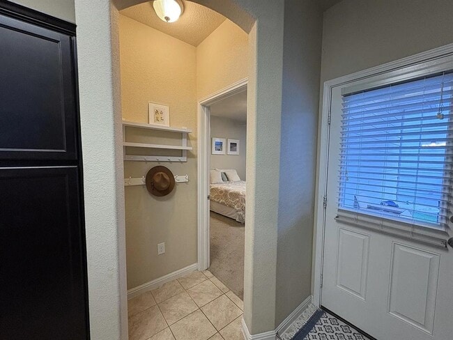 Building Photo - 116 Gates of the Arctic Ave