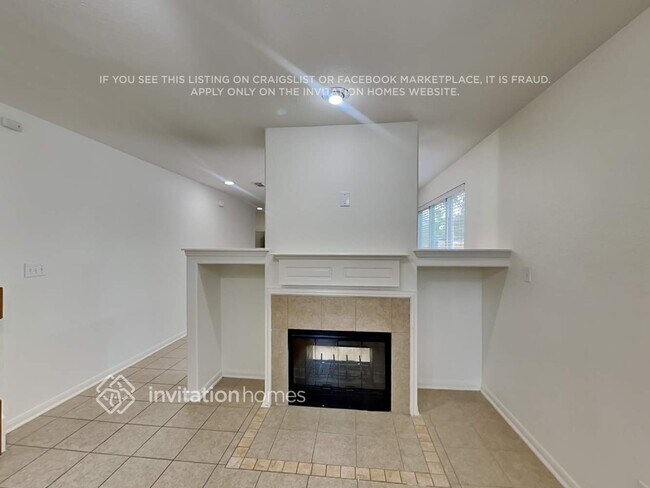 Building Photo - 17247 Marquette Point Ln