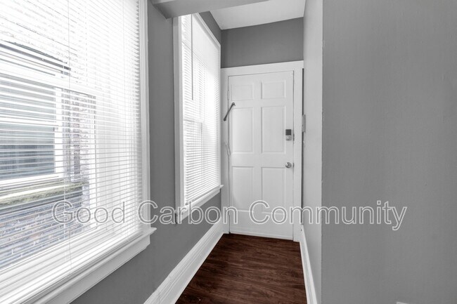 Building Photo - 1073 Grant St