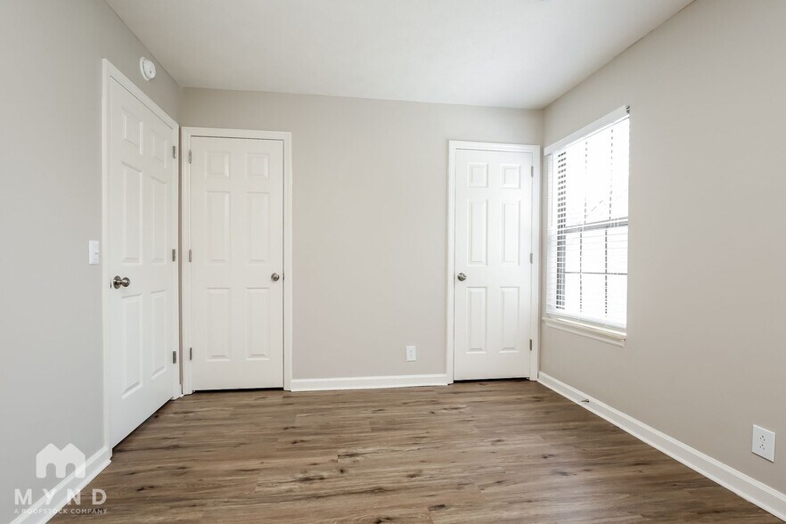 Building Photo - 404 Bridgeton Cove Ct