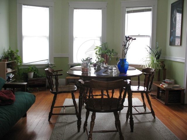 Building Photo - 301 Highland Ave