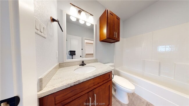 Building Photo - 2130 Crescent Pointe Pkwy