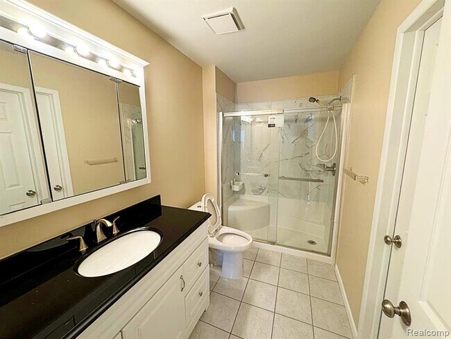 Building Photo - 19479 Scenic Harbour Dr