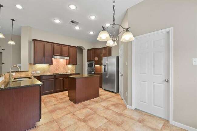 Building Photo - 11431 English Rose Trail