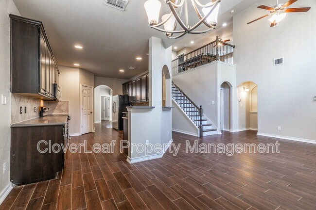 Building Photo - 213 Tumbleweed Run