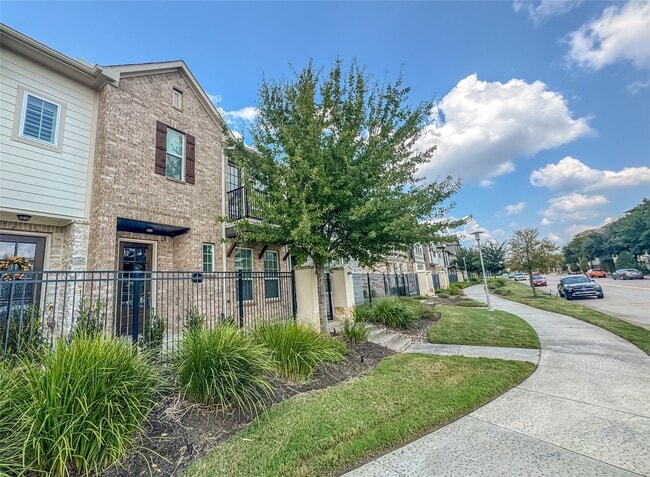 Primary Photo - 9503 Towne Lake Pkwy