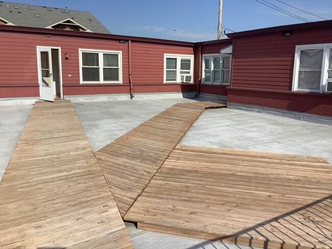 Building Photo - 4545 SW Hwy