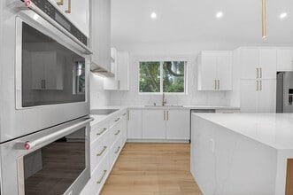 Building Photo - 5537 NW 21st Way