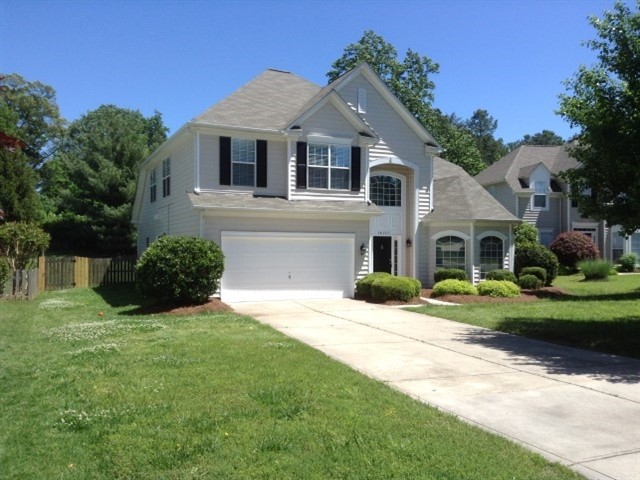 Primary Photo - 14127 Hiawatha Ct