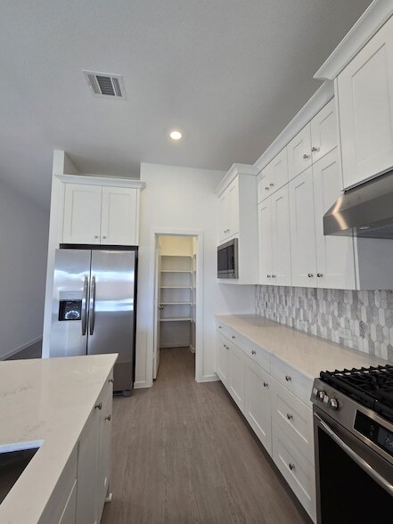Building Photo - 3008 Pintail Green Dr