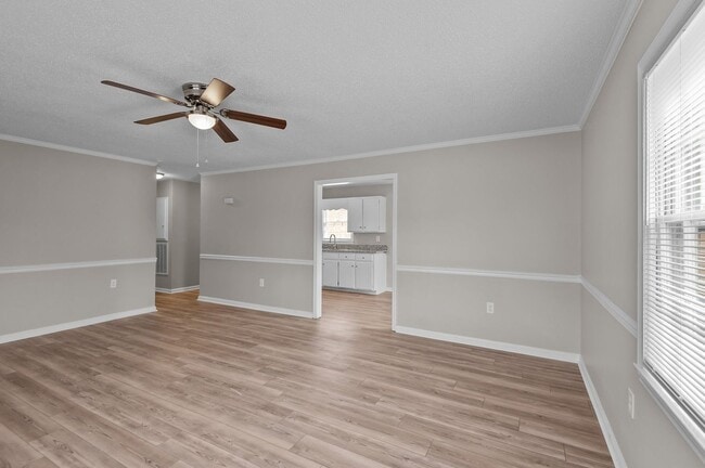 Building Photo - Cute Remodeled home in Cul-de-sac