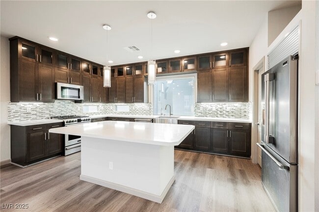 Building Photo - 8081 Misty Canyon Ave
