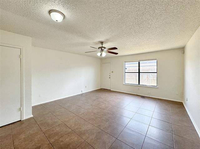 Building Photo - 1024 Southmoor Dr