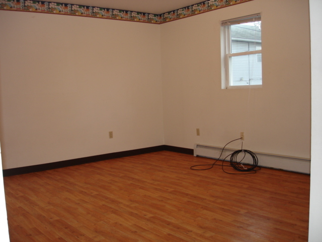 Living Room - Unit 1R - 128 N Fairview St