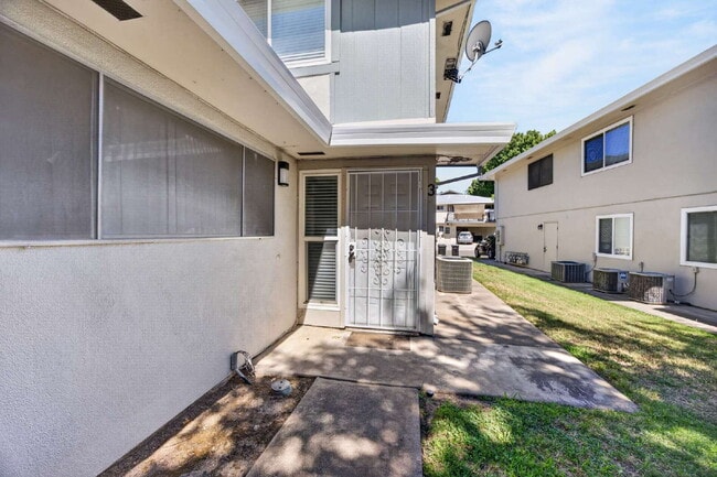 Building Photo - Charming 2-Bed Condo Retreat in Citrus Heights