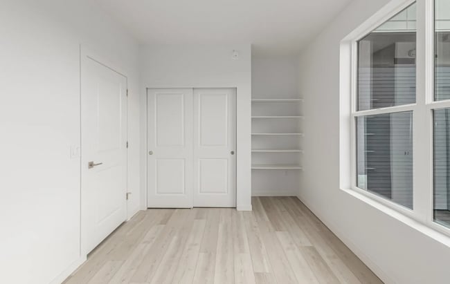 Building Photo - 1694 Sheridan Boulevard