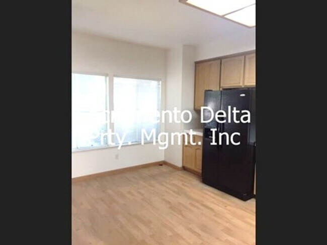 Building Photo - Beautiful Folsom Home in Gated Community