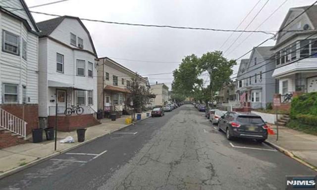 Building Photo - 44 Washington St