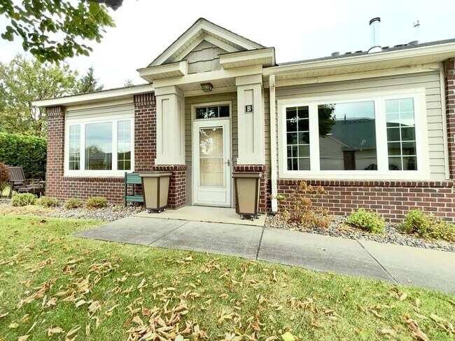 Building Photo - 12022 Vermillion St NE