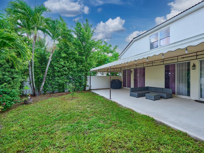 Building Photo - 2067 Cezanne Rd