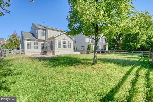 Building Photo - 42245 Sweet Ct