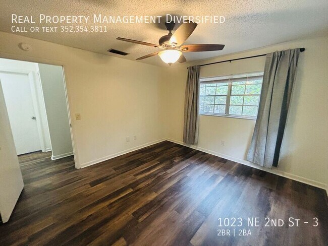 Building Photo - 1023 NE 2nd St