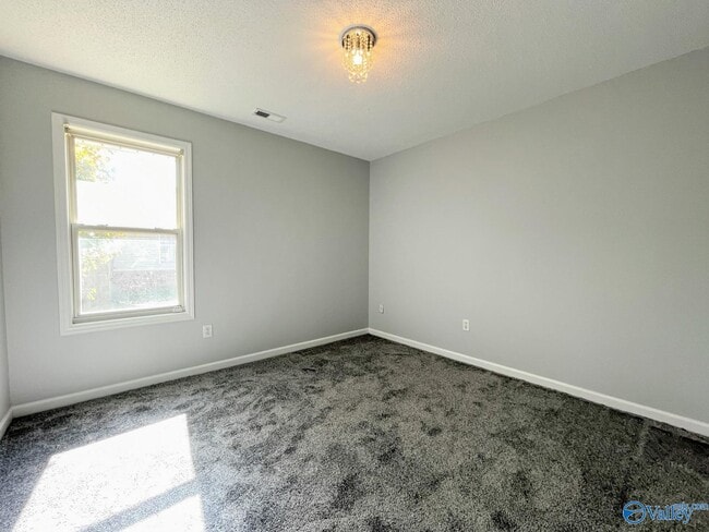 Building Photo - 109 Tanner Ridge Cir