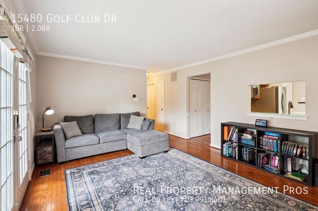 Building Photo - 15480 Golf Club Dr