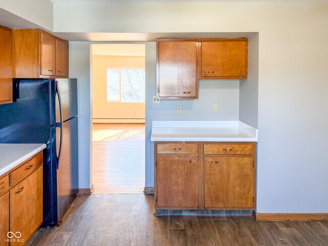 Building Photo - 5918 Devington Rd