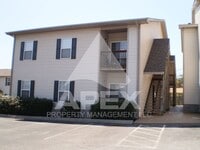 Building Photo - MOVE-IN SPECIAL, $1 RENT!! - 3 Bd | 2 Ba G...