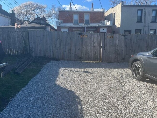 Building Photo - Harrison West 2 BR 1 BA