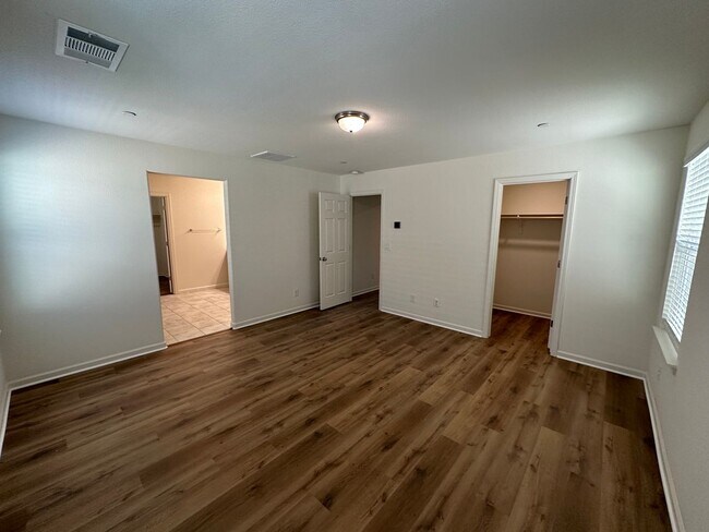Building Photo - 10720 Padua Way