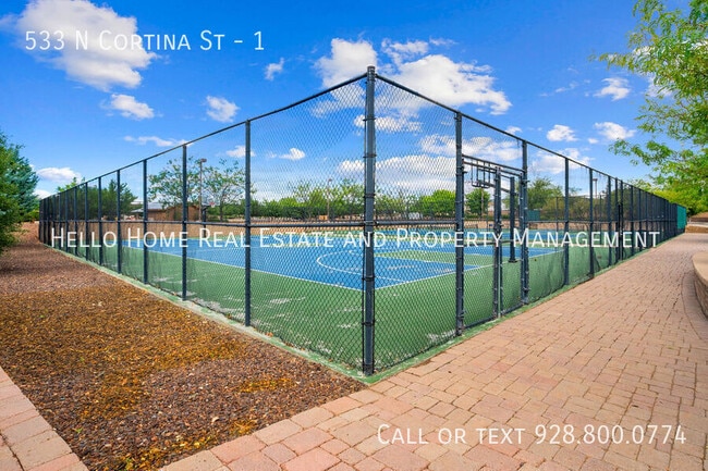 Building Photo - 533 N Cortina St