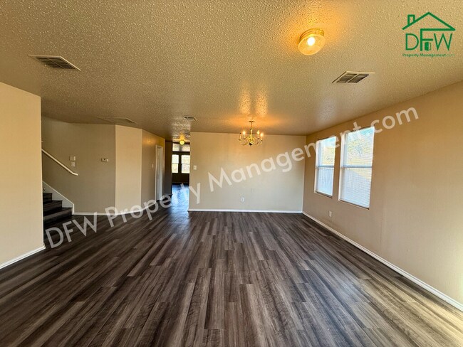 Building Photo - 2-Story 4 BR Home with Large Backyard & Game Room