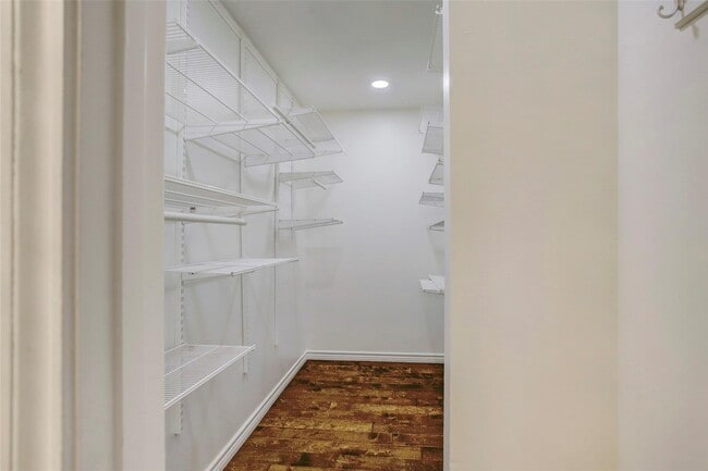 Building Photo - 6310 Autumn Arbor Dr