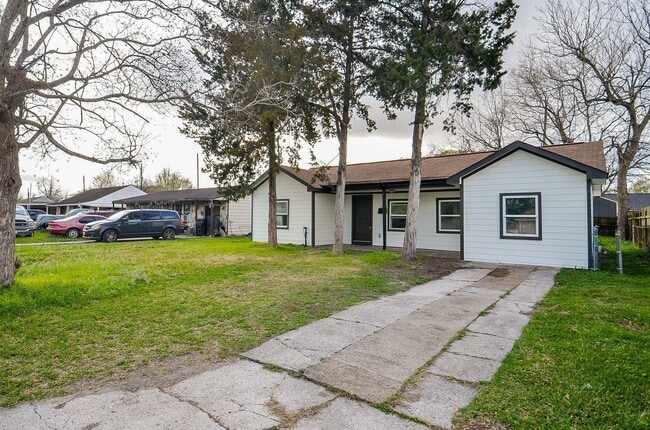 Building Photo - 7424 Stanwick Dr