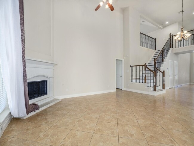 Building Photo - 10007 Eldarica Way