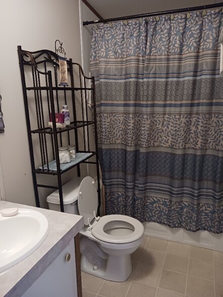 Building Photo - 81 Hawkins Rd