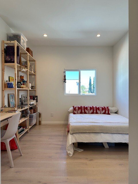 Building Photo - 5232 W 20th St