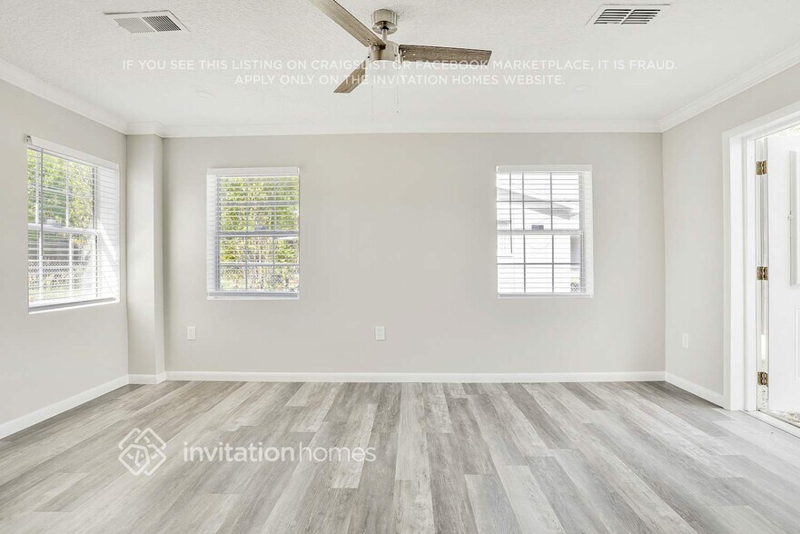 Building Photo - 1842 Teakwood Dr