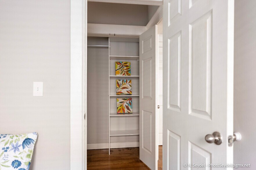 Bedroom 2 - 865 Blaine St