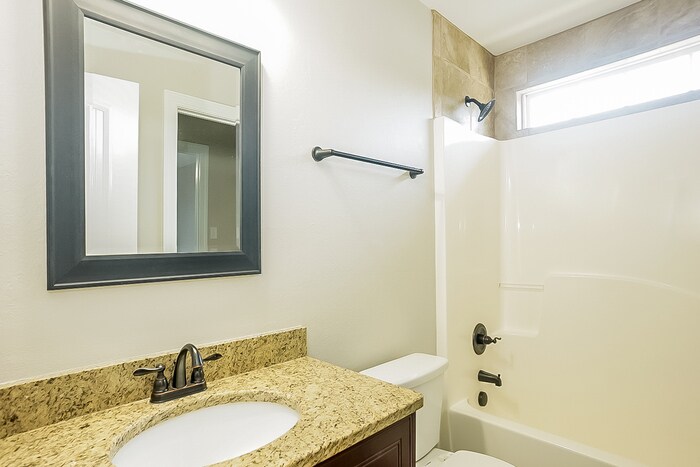Building Photo - 461 Sebastian Dr